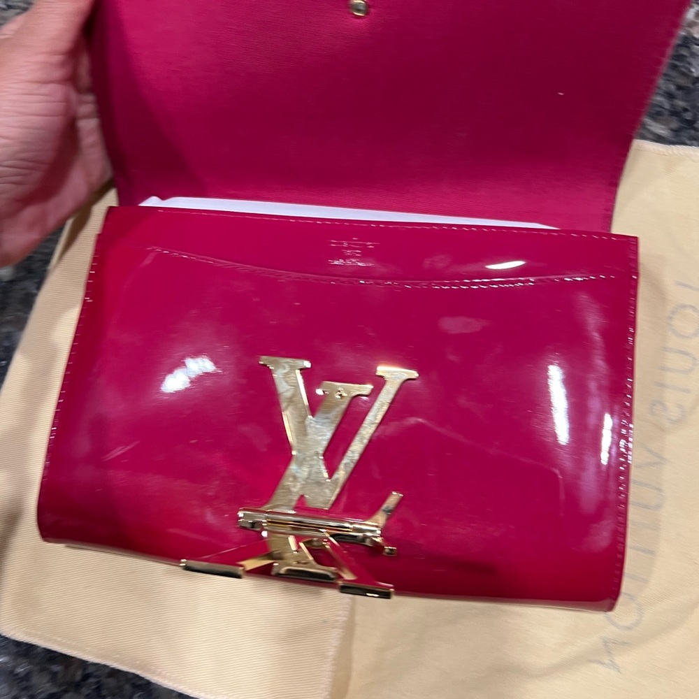 FINAL CHANCE SALE❤️❤️❤️Louis Vuitton Clutch PO Louise Magenta - Picture 3 of 7